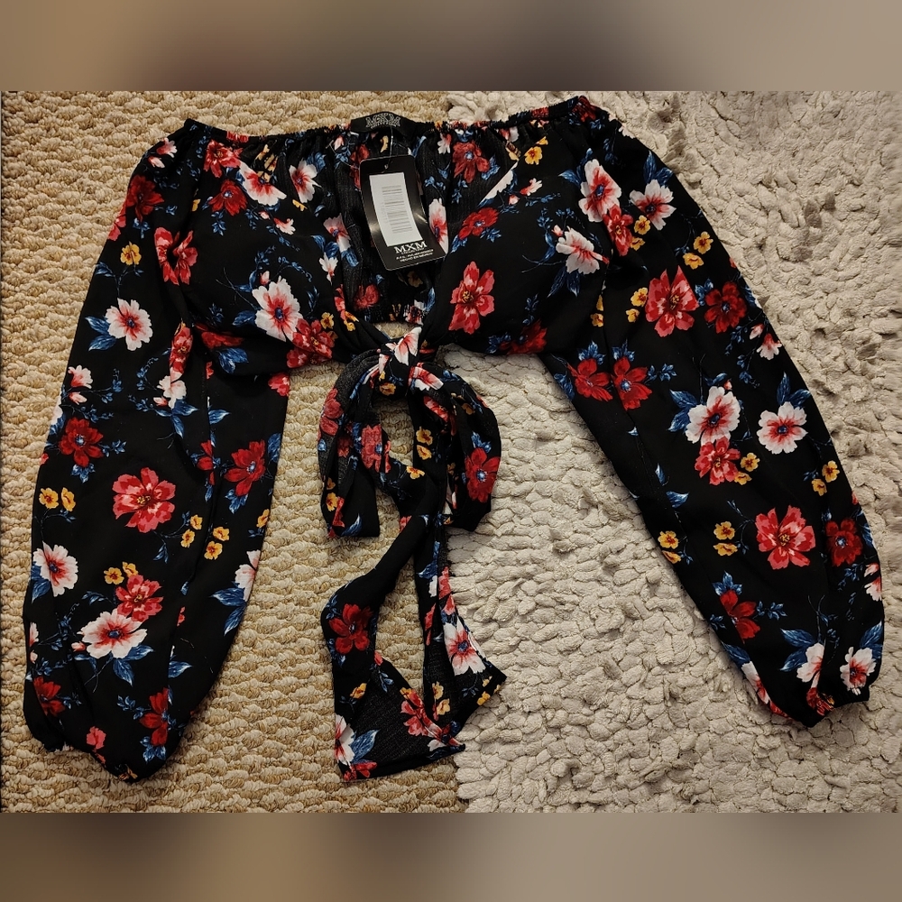 Black Floral Cropped Top